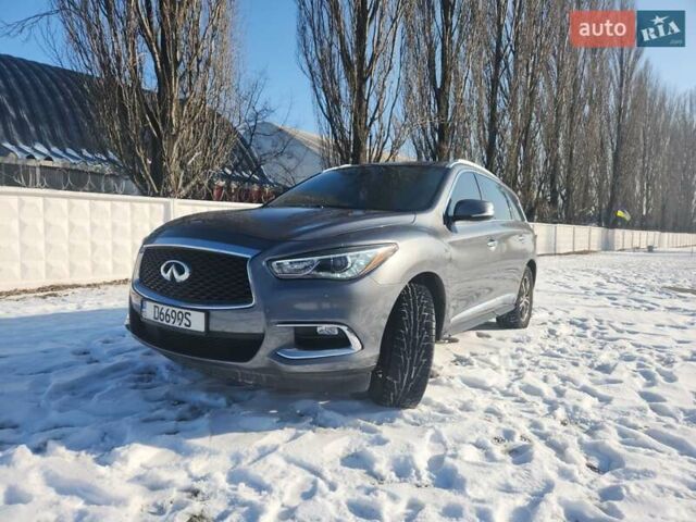 Сірий Інфініті QX60, об'ємом двигуна 3.5 л та пробігом 81 тис. км за 25900 $, фото 1 на Automoto.ua