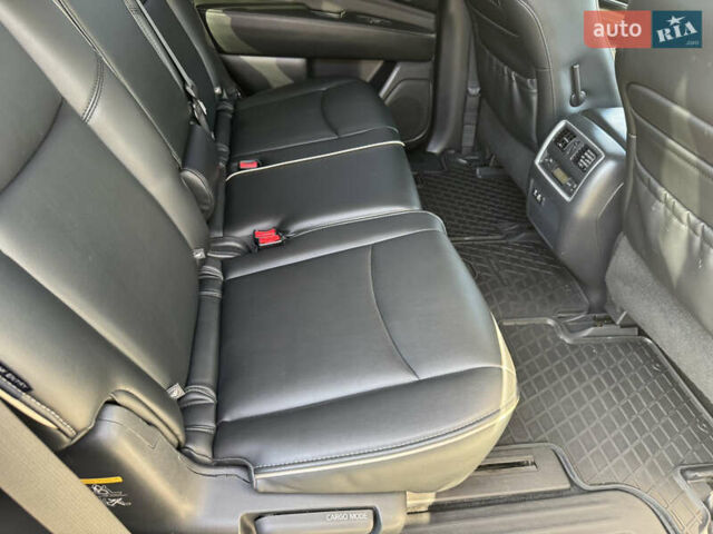 Серый Инфинити QX60, объемом двигателя 3.5 л и пробегом 177 тыс. км за 17500 $, фото 13 на Automoto.ua