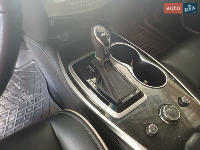 Сірий Інфініті QX60, об'ємом двигуна 3.5 л та пробігом 102 тис. км за 20500 $, фото 7 на Automoto.ua