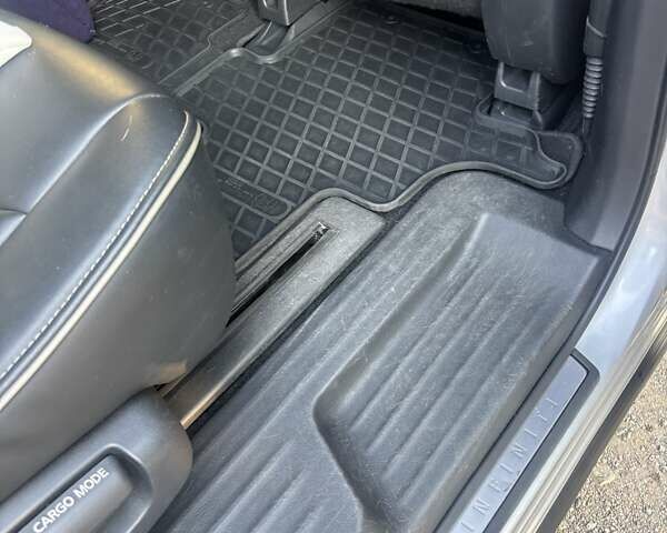 Сірий Інфініті QX60, об'ємом двигуна 3.5 л та пробігом 175 тис. км за 17500 $, фото 9 на Automoto.ua
