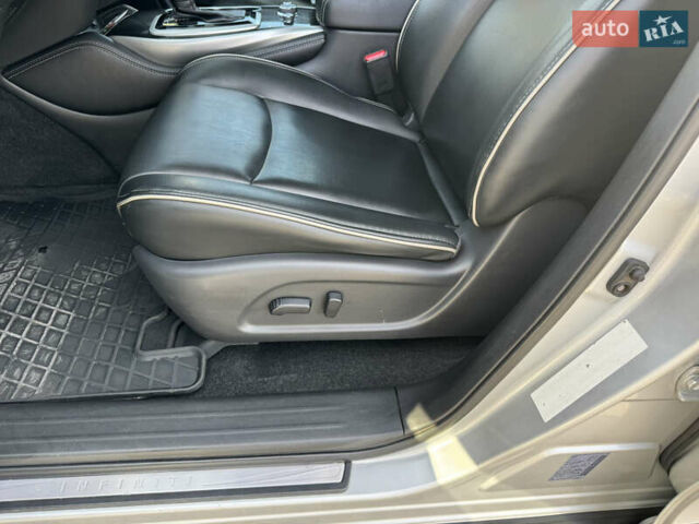 Серый Инфинити QX60, объемом двигателя 3.5 л и пробегом 177 тыс. км за 17500 $, фото 21 на Automoto.ua