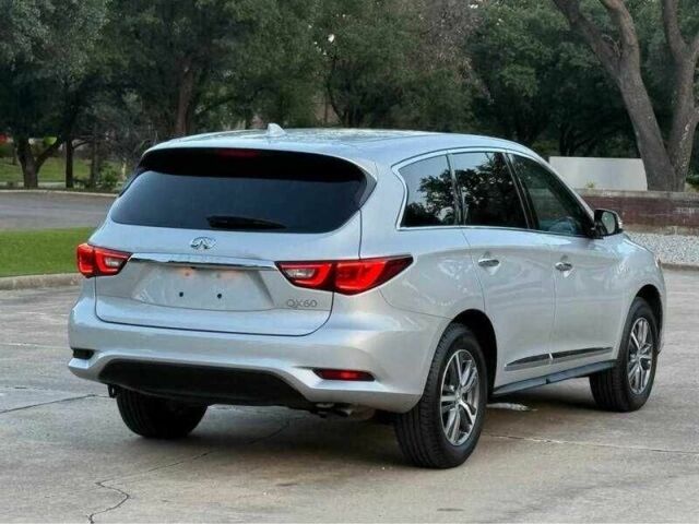 Серый Инфинити QX60, объемом двигателя 3.5 л и пробегом 35 тыс. км за 5100 $, фото 1 на Automoto.ua