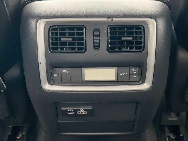 Сірий Інфініті QX60, об'ємом двигуна 3.5 л та пробігом 38 тис. км за 16000 $, фото 11 на Automoto.ua