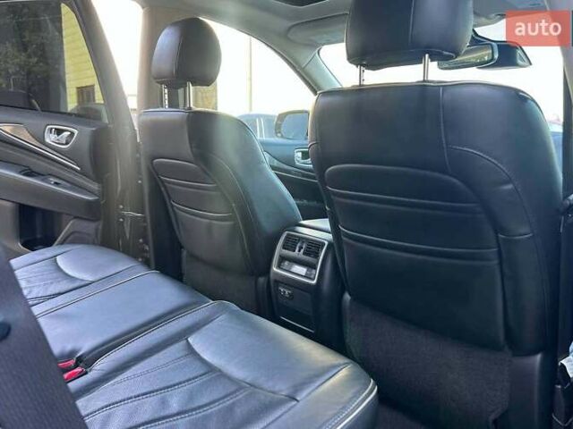 Сірий Інфініті QX60, об'ємом двигуна 3.5 л та пробігом 97 тис. км за 24000 $, фото 22 на Automoto.ua