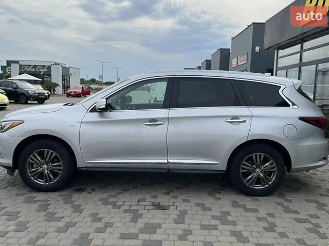 Серый Инфинити QX60, объемом двигателя 3.5 л и пробегом 41 тыс. км за 19500 $, фото 1 на Automoto.ua