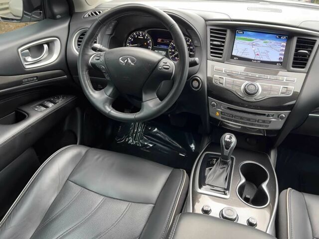 Сірий Інфініті QX60, об'ємом двигуна 3.5 л та пробігом 38 тис. км за 16000 $, фото 9 на Automoto.ua
