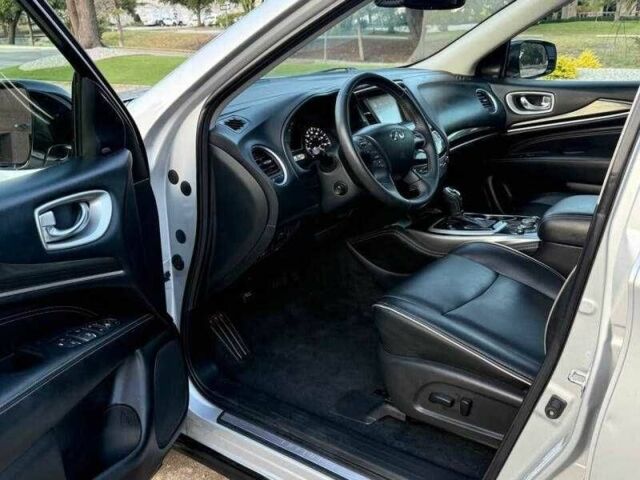 Серый Инфинити QX60, объемом двигателя 3.5 л и пробегом 35 тыс. км за 5100 $, фото 3 на Automoto.ua