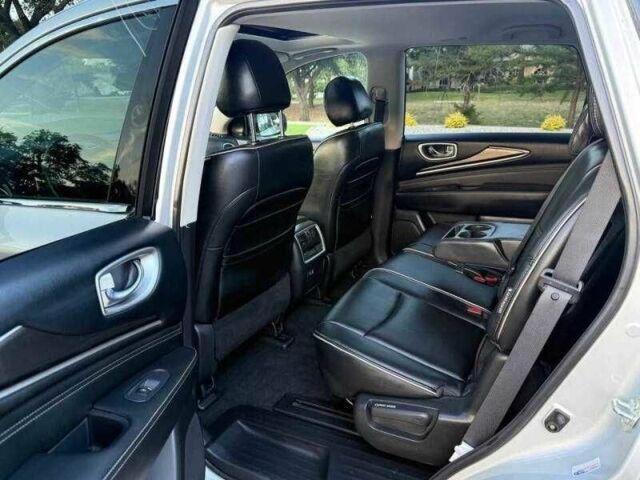 Серый Инфинити QX60, объемом двигателя 3.5 л и пробегом 35 тыс. км за 5100 $, фото 7 на Automoto.ua