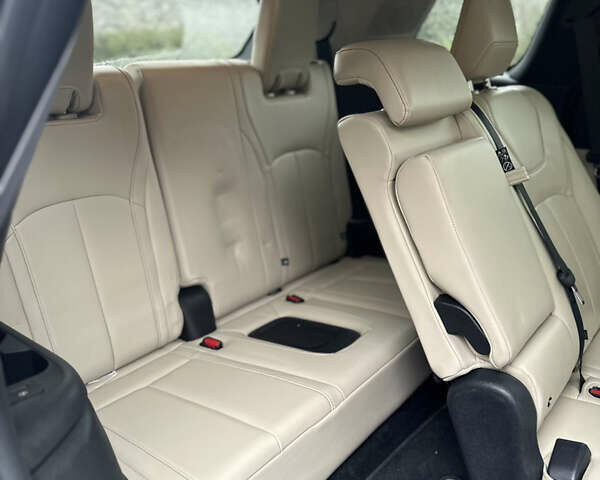 Серый Инфинити QX60, объемом двигателя 3.5 л и пробегом 95 тыс. км за 33000 $, фото 41 на Automoto.ua