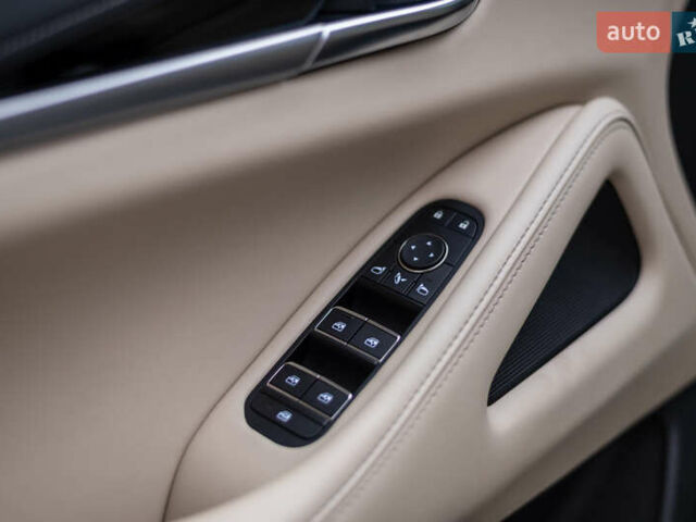 Серый Инфинити QX60, объемом двигателя 3.5 л и пробегом 20 тыс. км за 33000 $, фото 29 на Automoto.ua