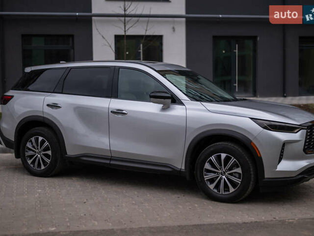 Серый Инфинити QX60, объемом двигателя 3.5 л и пробегом 20 тыс. км за 33000 $, фото 3 на Automoto.ua