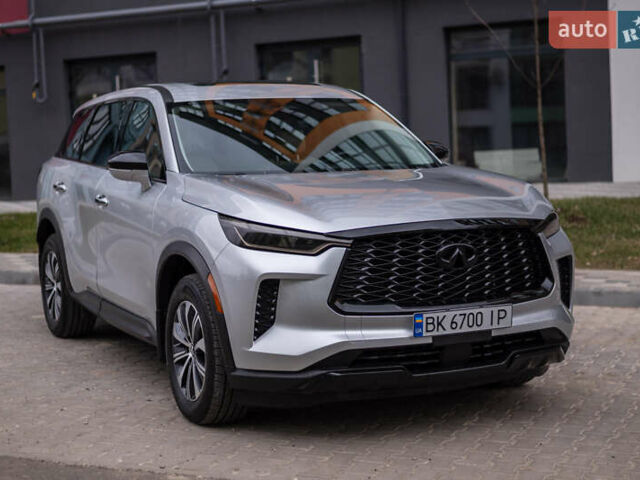 Серый Инфинити QX60, объемом двигателя 3.5 л и пробегом 20 тыс. км за 34500 $, фото 1 на Automoto.ua