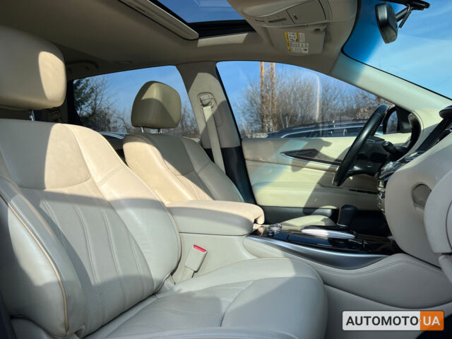 Синий Инфинити QX60, объемом двигателя 3.5 л и пробегом 142 тыс. км за 14300 $, фото 8 на Automoto.ua