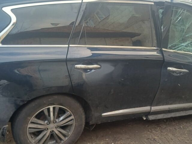 Синій Інфініті QX60, об'ємом двигуна 0 л та пробігом 80 тис. км за 7000 $, фото 7 на Automoto.ua