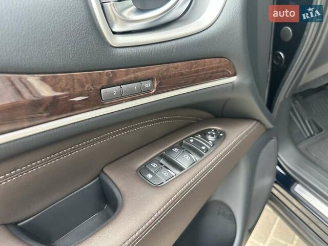 Синий Инфинити QX60, объемом двигателя 3.5 л и пробегом 42 тыс. км за 27700 $, фото 68 на Automoto.ua