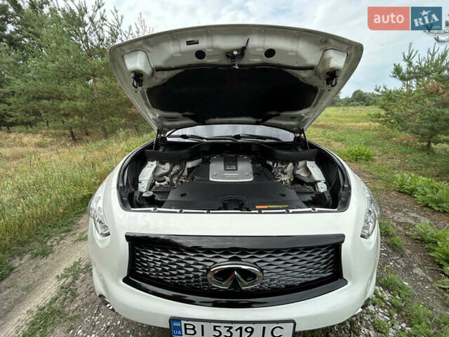 Білий Інфініті QX70, об'ємом двигуна 3.7 л та пробігом 168 тис. км за 17400 $, фото 9 на Automoto.ua