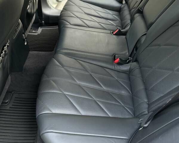 Белый Инфинити QX70, объемом двигателя 3.7 л и пробегом 175 тыс. км за 14900 $, фото 49 на Automoto.ua