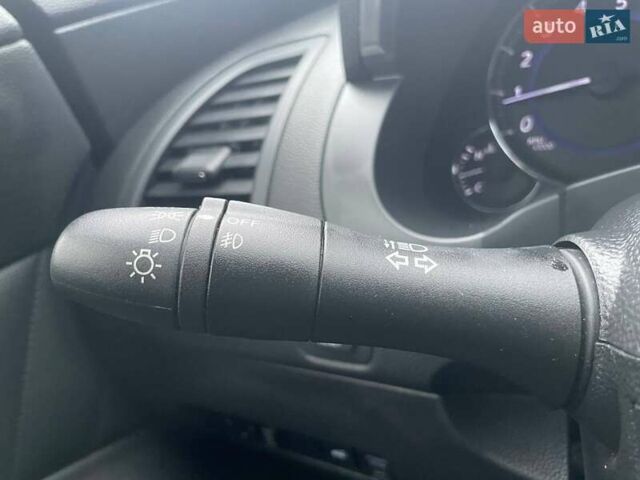 Белый Инфинити QX70, объемом двигателя 3.7 л и пробегом 84 тыс. км за 16990 $, фото 19 на Automoto.ua