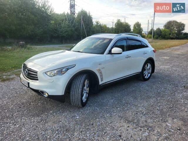 Білий Інфініті QX70, об'ємом двигуна 2.99 л та пробігом 135 тис. км за 25300 $, фото 1 на Automoto.ua