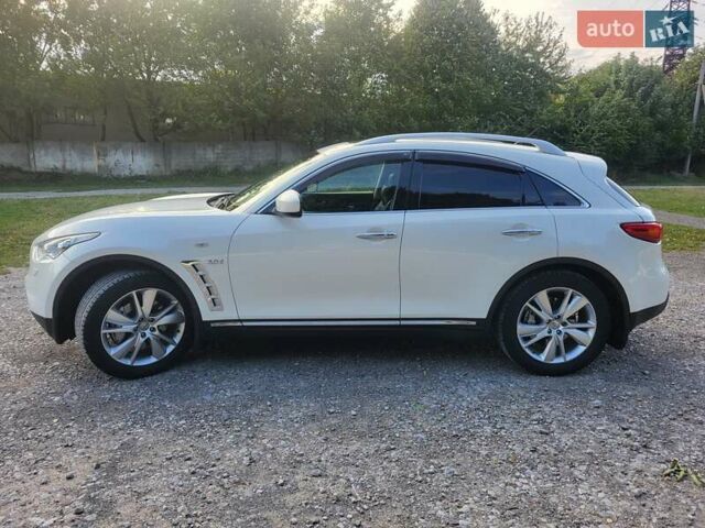 Білий Інфініті QX70, об'ємом двигуна 2.99 л та пробігом 135 тис. км за 25300 $, фото 8 на Automoto.ua