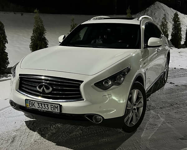 Білий Інфініті QX70, об'ємом двигуна 2.99 л та пробігом 156 тис. км за 33000 $, фото 27 на Automoto.ua