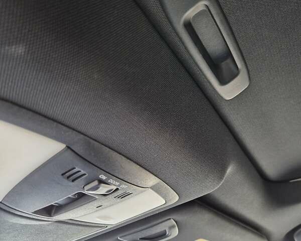 Білий Інфініті QX70, об'ємом двигуна 3.7 л та пробігом 99 тис. км за 21900 $, фото 29 на Automoto.ua