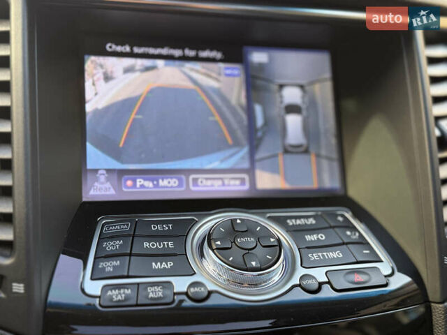 Белый Инфинити QX70, объемом двигателя 3.7 л и пробегом 66 тыс. км за 19800 $, фото 24 на Automoto.ua