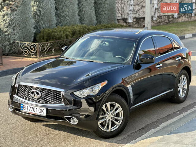 Черный Инфинити QX70, объемом двигателя 3.7 л и пробегом 81 тыс. км за 18800 $, фото 1 на Automoto.ua