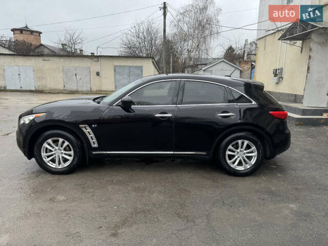 Черный Инфинити QX70, объемом двигателя 3.7 л и пробегом 185 тыс. км за 17700 $, фото 3 на Automoto.ua