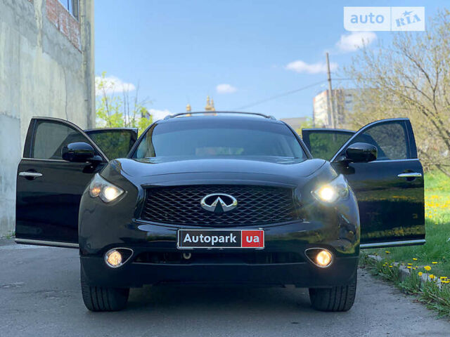 Чорний Інфініті QX70, об'ємом двигуна 3.7 л та пробігом 151 тис. км за 19290 $, фото 13 на Automoto.ua