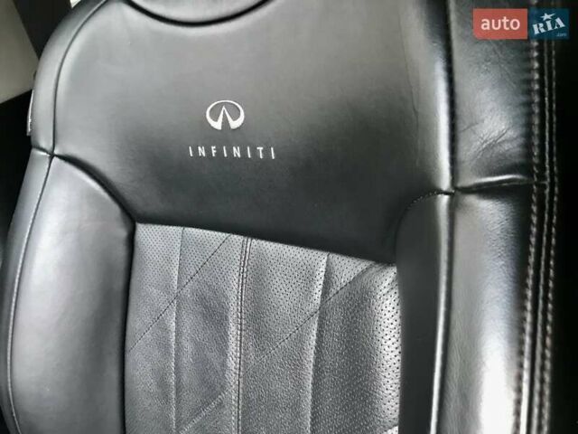 Черный Инфинити QX70, объемом двигателя 3.7 л и пробегом 138 тыс. км за 15900 $, фото 34 на Automoto.ua