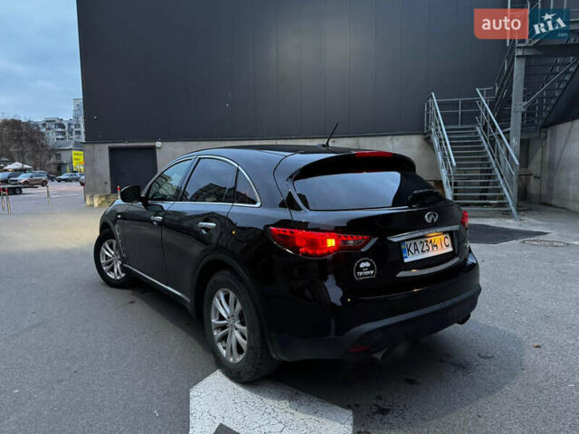 Черный Инфинити QX70, объемом двигателя 3.7 л и пробегом 230 тыс. км за 16500 $, фото 15 на Automoto.ua