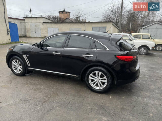 Черный Инфинити QX70, объемом двигателя 3.7 л и пробегом 185 тыс. км за 17700 $, фото 21 на Automoto.ua