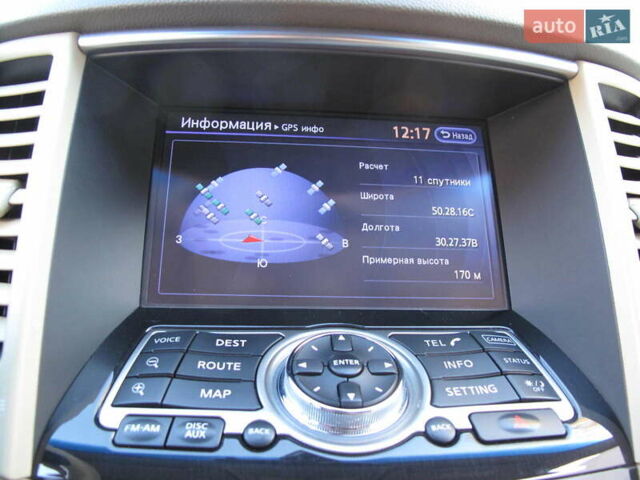 Черный Инфинити QX70, объемом двигателя 3.7 л и пробегом 235 тыс. км за 17300 $, фото 101 на Automoto.ua