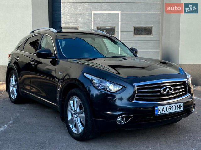 Чорний Інфініті QX70, об'ємом двигуна 2.99 л та пробігом 174 тис. км за 17000 $, фото 1 на Automoto.ua