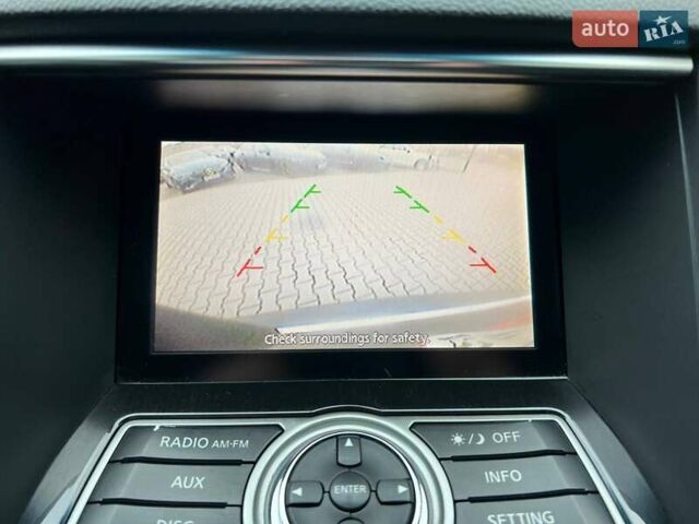 Чорний Інфініті QX70, об'ємом двигуна 3.7 л та пробігом 190 тис. км за 16900 $, фото 24 на Automoto.ua