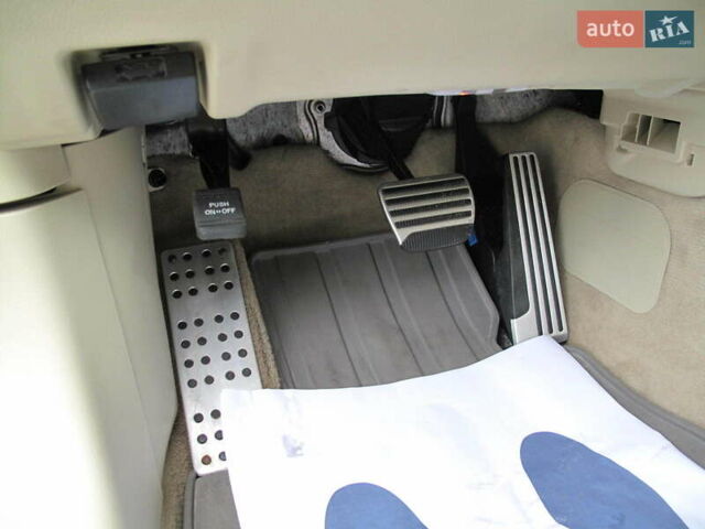 Черный Инфинити QX70, объемом двигателя 3.7 л и пробегом 235 тыс. км за 17300 $, фото 32 на Automoto.ua