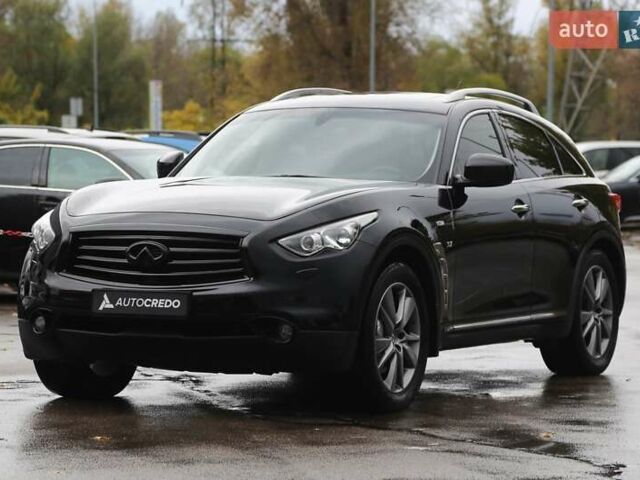 Черный Инфинити QX70, объемом двигателя 3.7 л и пробегом 150 тыс. км за 19500 $, фото 2 на Automoto.ua