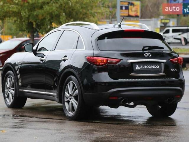 Черный Инфинити QX70, объемом двигателя 3.7 л и пробегом 150 тыс. км за 19500 $, фото 4 на Automoto.ua