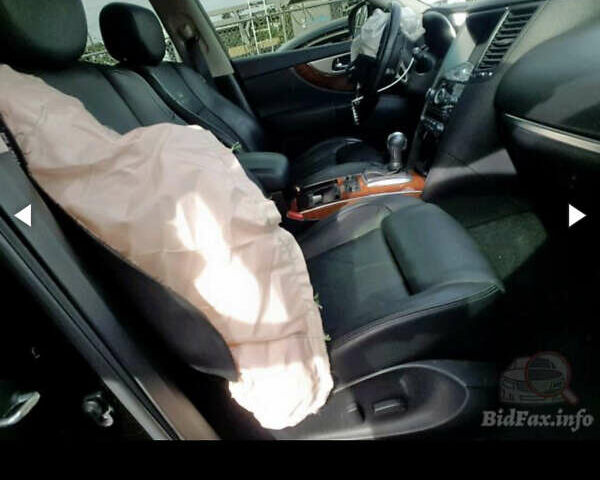 Черный Инфинити QX70, объемом двигателя 5 л и пробегом 171 тыс. км за 18900 $, фото 61 на Automoto.ua