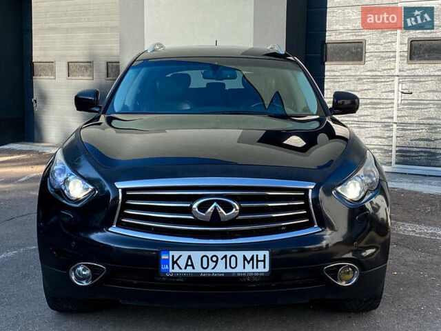 Чорний Інфініті QX70, об'ємом двигуна 2.99 л та пробігом 174 тис. км за 17000 $, фото 2 на Automoto.ua