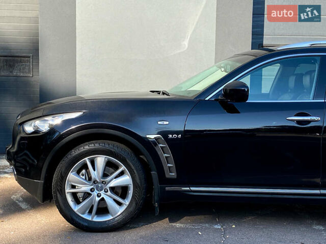 Чорний Інфініті QX70, об'ємом двигуна 2.99 л та пробігом 174 тис. км за 17000 $, фото 5 на Automoto.ua