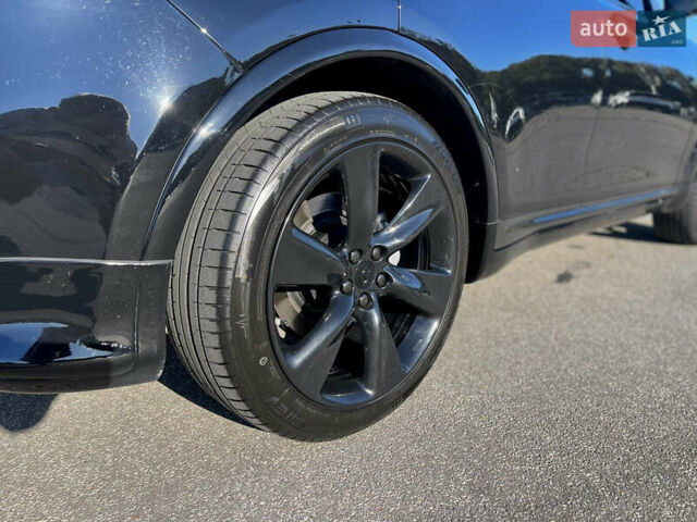 Черный Инфинити QX70, объемом двигателя 5 л и пробегом 171 тыс. км за 18900 $, фото 20 на Automoto.ua