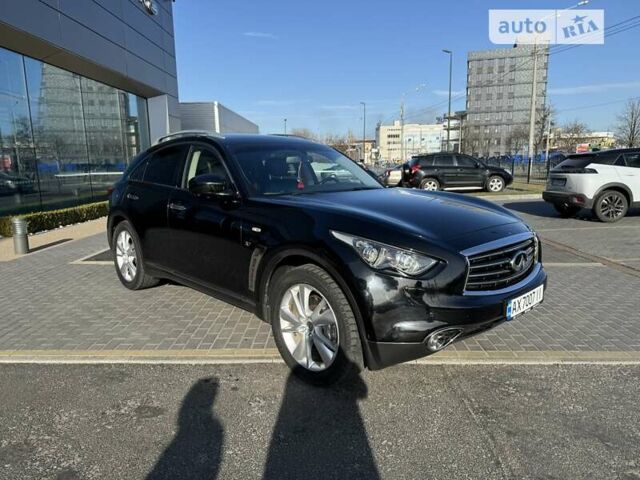 Чорний Інфініті QX70, об'ємом двигуна 3.7 л та пробігом 91 тис. км за 22500 $, фото 1 на Automoto.ua