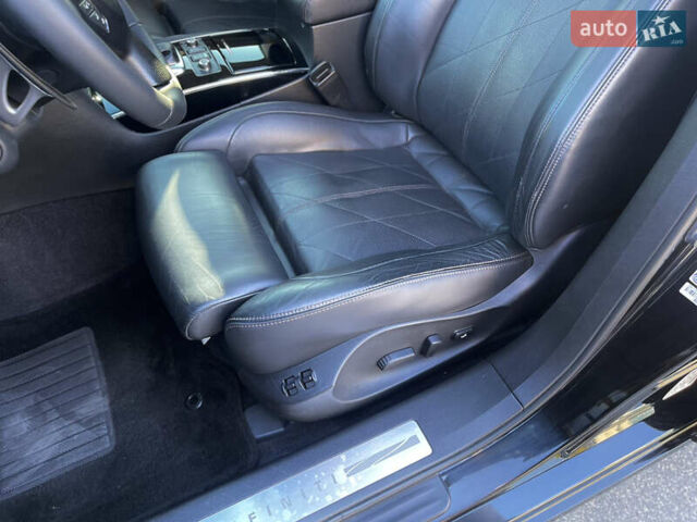 Черный Инфинити QX70, объемом двигателя 5 л и пробегом 171 тыс. км за 18900 $, фото 27 на Automoto.ua