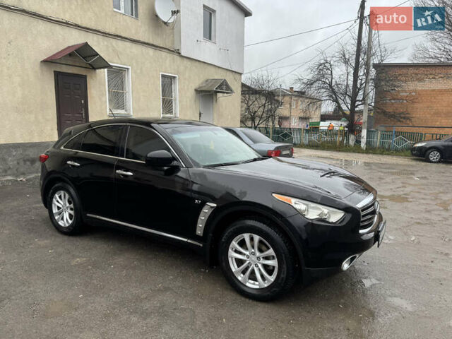 Черный Инфинити QX70, объемом двигателя 3.7 л и пробегом 185 тыс. км за 17700 $, фото 7 на Automoto.ua