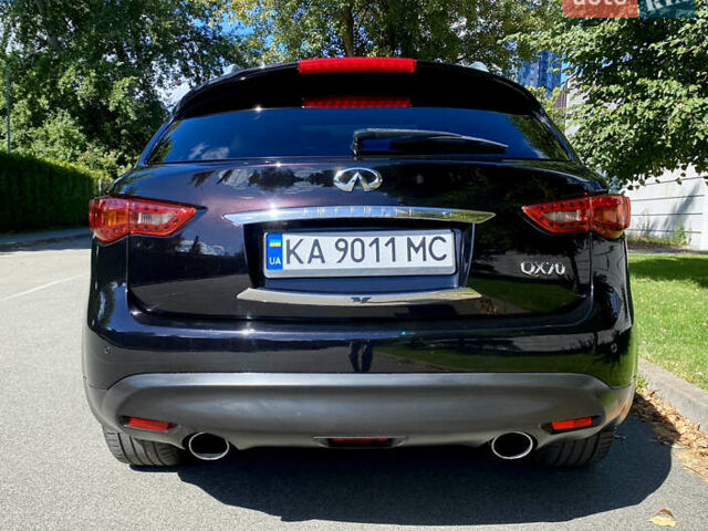Черный Инфинити QX70, объемом двигателя 2.99 л и пробегом 175 тыс. км за 17900 $, фото 6 на Automoto.ua