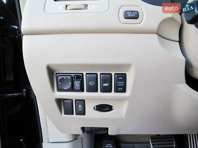 Черный Инфинити QX70, объемом двигателя 3.7 л и пробегом 235 тыс. км за 17300 $, фото 82 на Automoto.ua