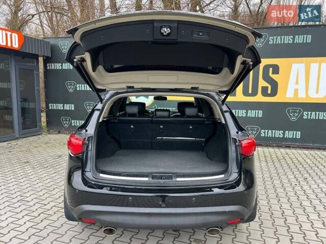 Чорний Інфініті QX70, об'ємом двигуна 3.7 л та пробігом 190 тис. км за 16900 $, фото 10 на Automoto.ua