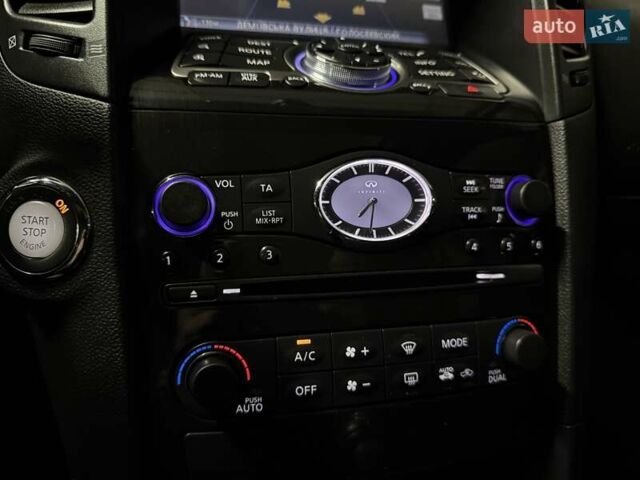 Черный Инфинити QX70, объемом двигателя 3.7 л и пробегом 151 тыс. км за 19700 $, фото 44 на Automoto.ua